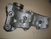 Audi A4 [B6] Кронштейн Audi A4 Кронштейн кондиционера 2000-2004 2.0 АКПП седан б/у запчастина в наявності (розбирання)