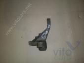 Ford C-MAX 1 Кронштейн крепления ДВС Ford C-Max Кронштейн двигателя задний 2003-2010 1.8 МКПП б/у запчастина в наявності (розбирання)
