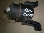 Mazda 6 [GG] Опора двигателя Mazda6 Опора двигателя правая (порвана) 2002-2007 2.0 МКПП Универсал б/у запчастина в наявності (розбирання)