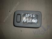 Mitsubishi Pajero/Montero 3 Плафон салонный Mitsubishi Pajero III Плафон салонный 2000-2006 3.2 T/D МКПП б/у запчастина в наявності (розбирання)