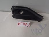 Opel Astra J Заглушка Opel Astra J Накладка 13257544 1.7TDi MT 2010-2013  б/у запчастина в наявності (розбирання)