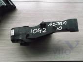 Opel Astra J Опора двигателя Opel Astra J Опора двигателя передняя 1.7TDi MT 2010-2013  б/у запчастина в наявності (розбирання)