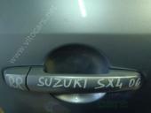 Suzuki SX4 (1) Ручка двери задней наружная правая Suzuki SX4 Ручка двери задней наружная правая 2006- 1.6 АКПП б/у запчастина в наявності (розбирання)