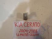 KIA Cerato 1 Кнопка управления светом фар Kia Cerato Кнопка противотуманных фар 2004-2008 1.6 МКПП Седан б/у запчастина в наявності (розбирання)