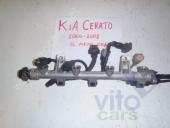 KIA Cerato 1 Рейка топливная (рампа) Kia Cerato Рейка топливная (рампа) 2004-2008 1.6 МКПП Седан б/у запчастина в наявності (розбирання)