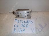 Mercedes GL-klasse (X164) Радиатор масляный Mercedes GL-Klasse X164 Радиатор масляный 2006-2012 GL500 б/у запчастина в наявності (розбирання)