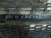 Toyota RAV 4 (3) Решетка радиатора  X-SPORT PACKAGE. Есть дефекты см.фото. б/у запчастина в наявності (розбирання)