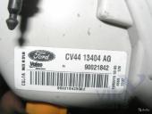 Ford Kuga 2 Фонарь правый Оригинальный задний правый наружный фонарь в заднее правое крыло на Ford Kuga 2 CBS после 2013 г.  Артикул: CV44-13404-AG и CV4413404AG ; CV44-13404-AE  Кузовные и малярные возможно произвести в нашем техцентре. Отправим в любой регион транспортной компанией б/у запчастина в наявності (розбирання)