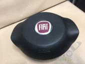 Fiat 500 Накладка звукового сигнала (в руле) Fiat 500 (2008) Новая. SRS AIRBAG Наше АВТОАТЕЛЬЕ предлагает широкий спектр услуг по реставрации, восстановлению и пошиву автомобильных салонов. Мы профессионально занимаемся восстановлением торпед, чехлов сидений, потолков, дверных обшивок, подушек безопасности (в торпеду, в руль, в сидение, шторки...) после срабатывания системы безопасности SRS AIRBAG в ДТП. Кроме этого мы занимаемся пошивом салонов для АВТОМОБИЛЕЙ, КАТЕРОВ, ЯХТ, ВЕРТОЛЁТОВ... ЗВОНИТЕ! МЫ БУДЕМ РАДЫ ВАС ПРОКОНСУЛЬТИРОВАТЬ! б/у запчастина в наявності (розбирання)