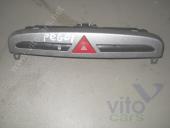 Peugeot 308 Блок кнопок пежо 308,08г1,6,.акпп,хачбэк,аварийка и центр.замок б/у запчастина в наявності (розбирання)