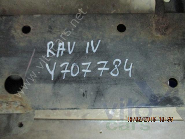Усилитель бампера передний Toyota RAV 4 (3) (с разборки)