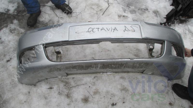 Бампер передний Skoda Octavia 2 (А5) (с разборки)