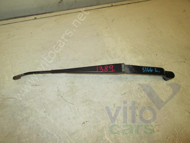 Поводок стеклоочистителя передний Subaru Impreza 3 (G12) (с разборки)