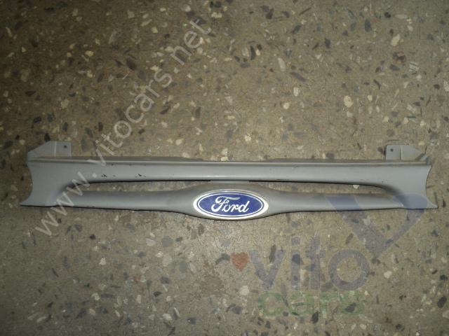 Решетка радиатора Ford Mondeo 1 (с разборки)