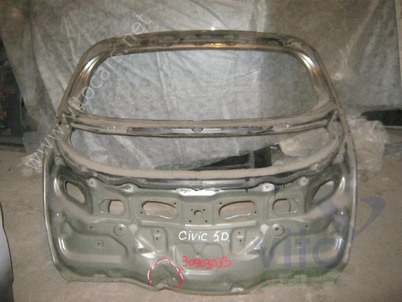 Дверь багажника Honda Civic 8 (5D) (с разборки)