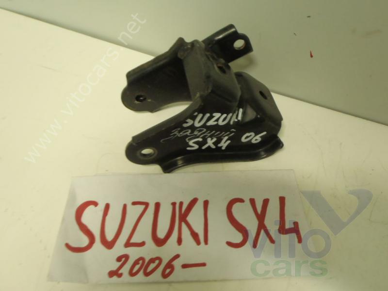 Кронштейн крепления ДВС Suzuki SX4 (1) (с разборки)