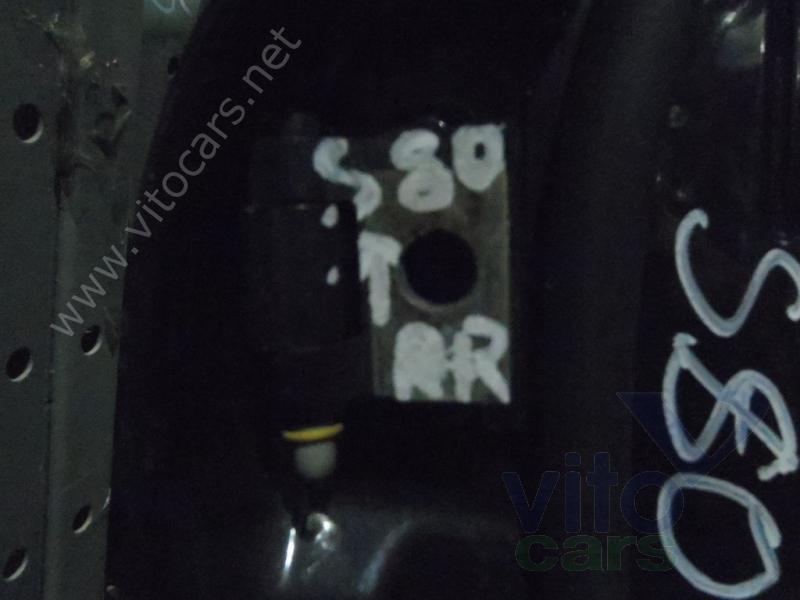 Петля двери задней правой Volvo S80 (1) (с разборки)