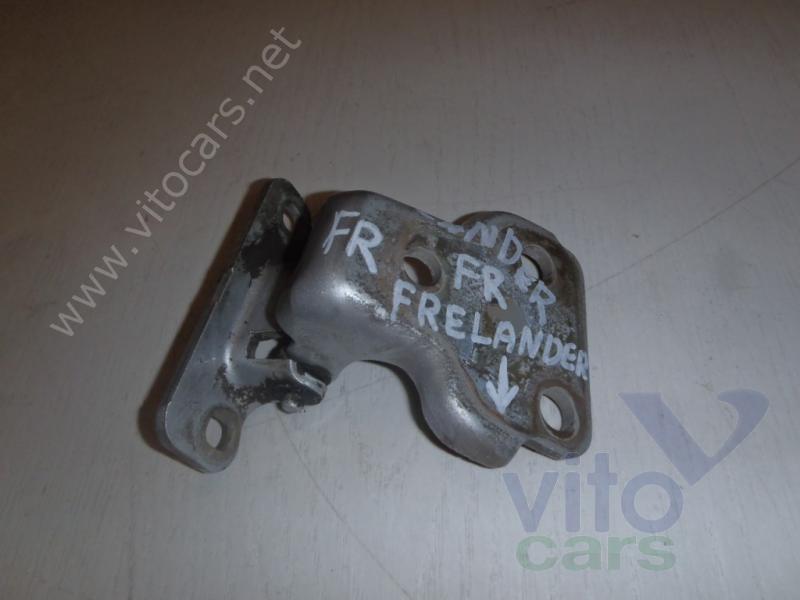 Петля двери передней правой Land Rover Freelander 1 (с разборки)