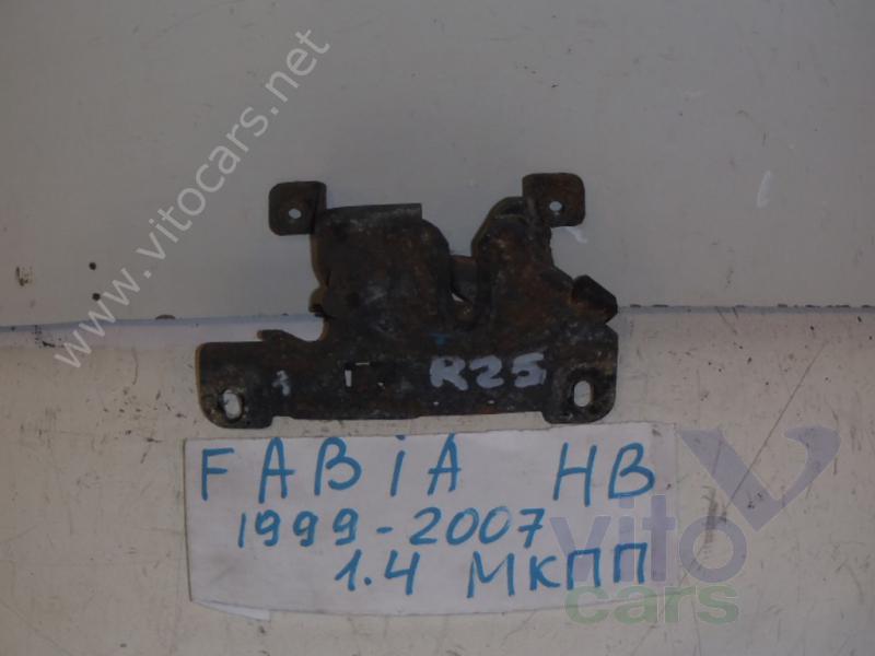 Замок капота Skoda Fabia 1 (с разборки)