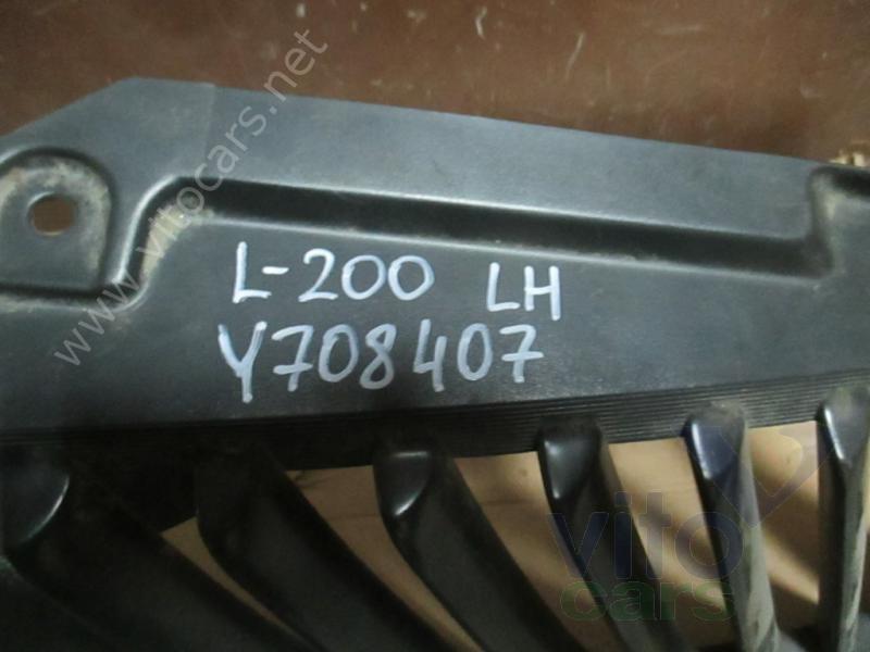 Решетка радиатора Mitsubishi L200 (4)[KB] (с разборки)