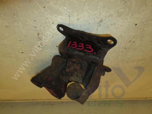 Опора КПП Mazda 323 [BA] (с разборки)