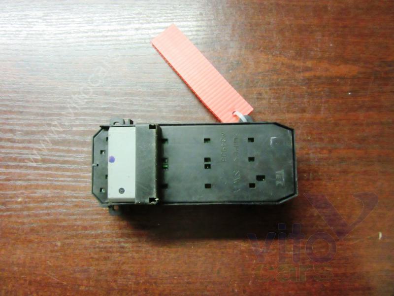 Блок управления стеклоподъёмниками Honda Civic 8 (4D) (с разборки)