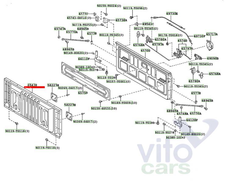 Накладка крышки багажника Toyota Hi Lux (3) Pick Up (с разборки)