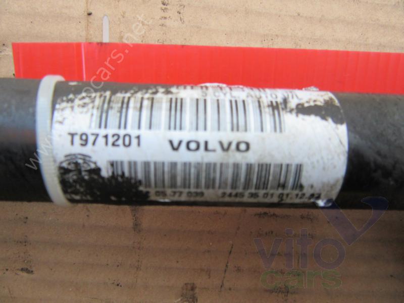 Полуось передняя левая Volvo V70 (1) (с разборки)