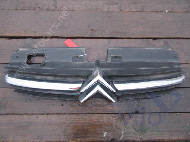 Решетка радиатора Citroen C5 (1) (с разборки)