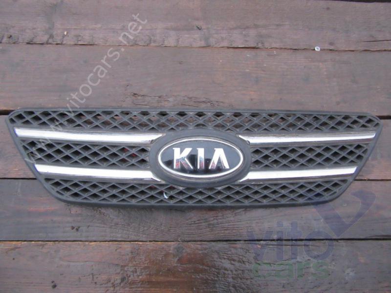 Решетка радиатора KIA Ceed 1 (с разборки)