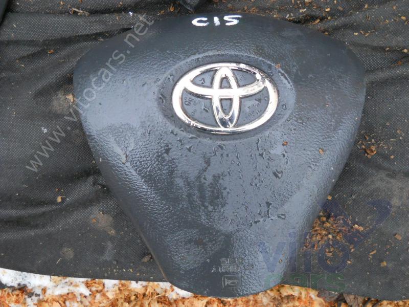 Подушка безопасности водителя (в руле) Toyota Corolla (E14 - E15) (с разборки)