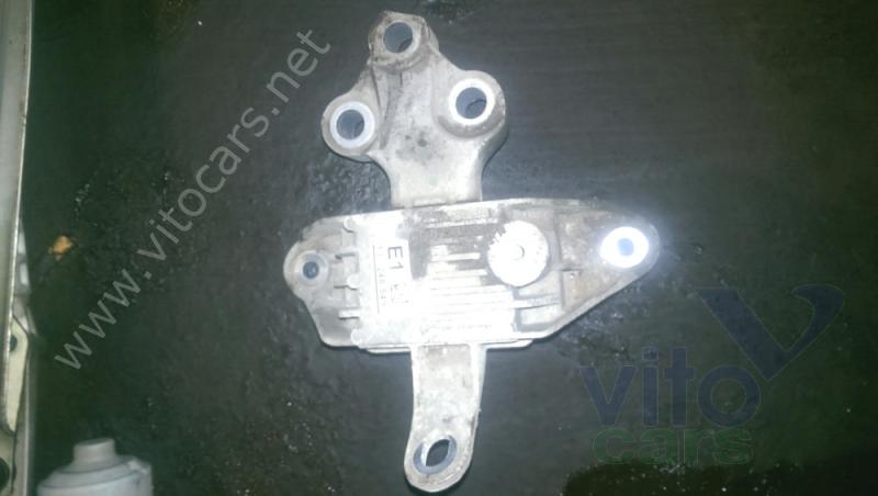 Опора КПП Opel Astra J (с разборки)