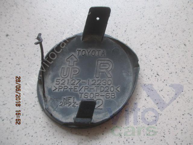Заглушка в бампер Toyota Corolla (E14 - E15) (с разборки)