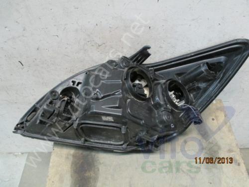 Фара правая Ford Focus 2 (рестайлинг) (с разборки)