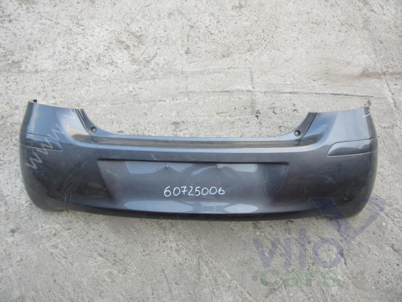 Бампер задний Toyota Yaris 2 (с разборки)