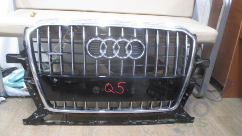 Решетка радиатора Audi Q5 (1) [8R] (с разборки)