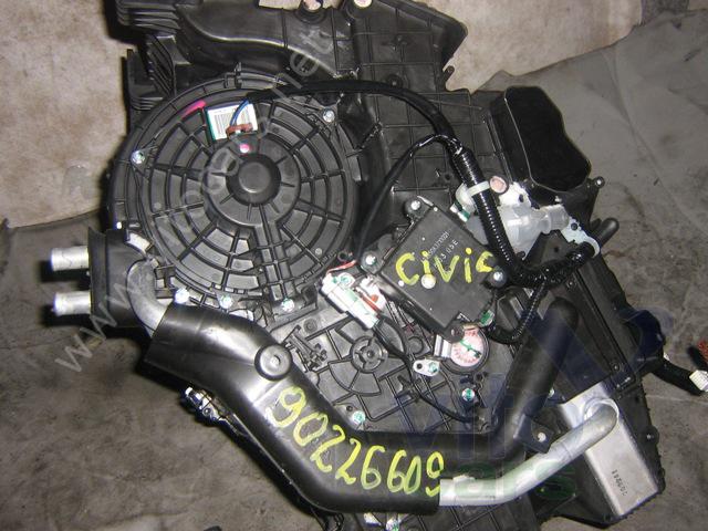 Корпус отопителя (корпус печки) Honda Civic 8 (5D) (с разборки)