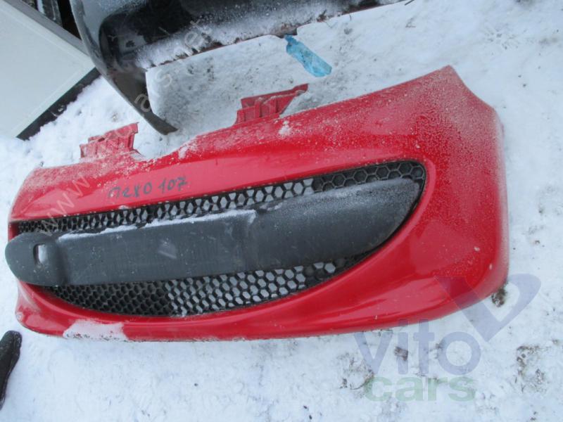 Бампер передний Peugeot 107 (с разборки)