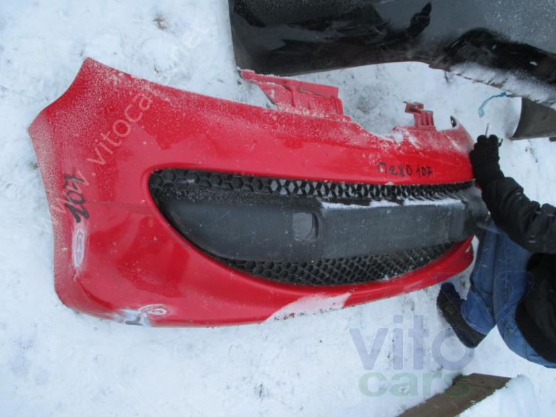 Бампер передний Peugeot 107 (с разборки)