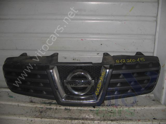 Решетка радиатора Nissan Qashqai+2 (JJ10) (с разборки)