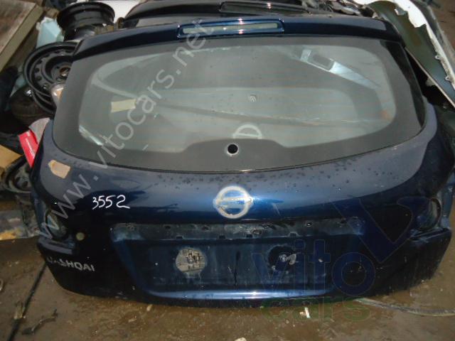 Стекло заднее Nissan Qashqai (J10) (с разборки)