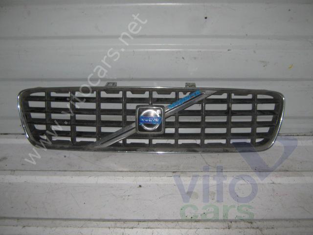 Решетка радиатора Volvo S60 (1) (с разборки)