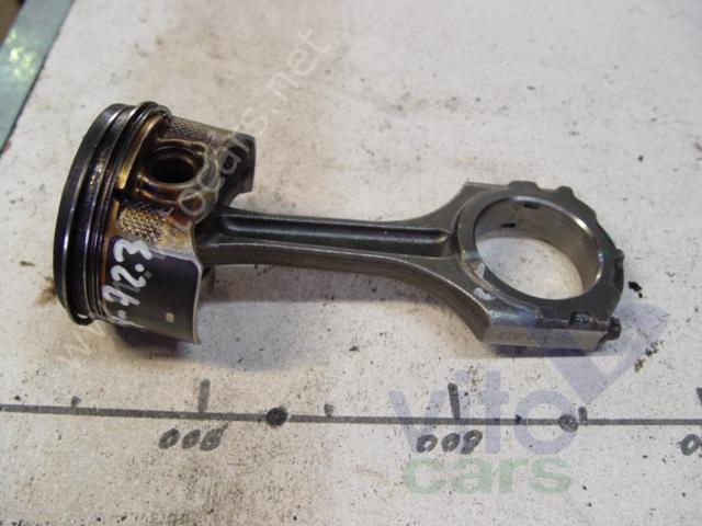 Поршень с шатуном Mazda CX-7 (с разборки)
