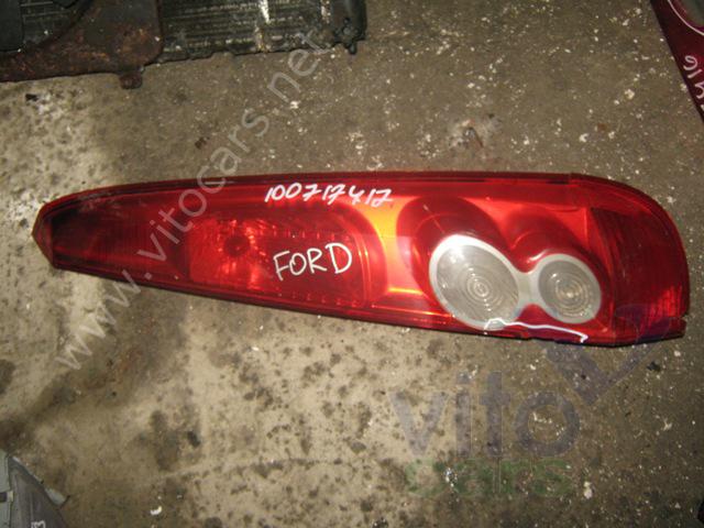 Фонарь правый Ford Fiesta 5 (с разборки)