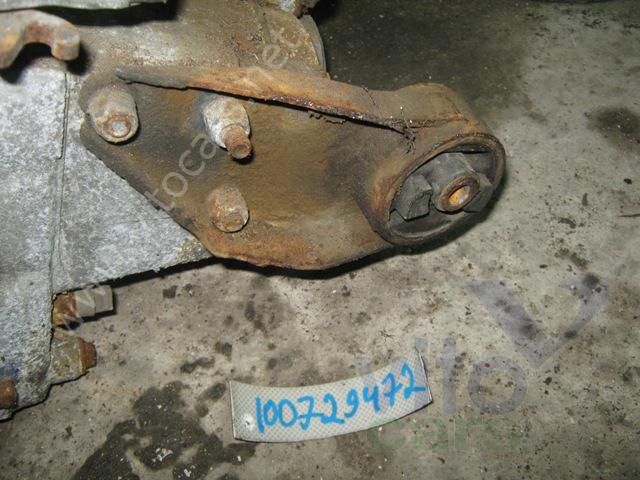Опора КПП ВАЗ (VAZ) 2109 (с разборки)