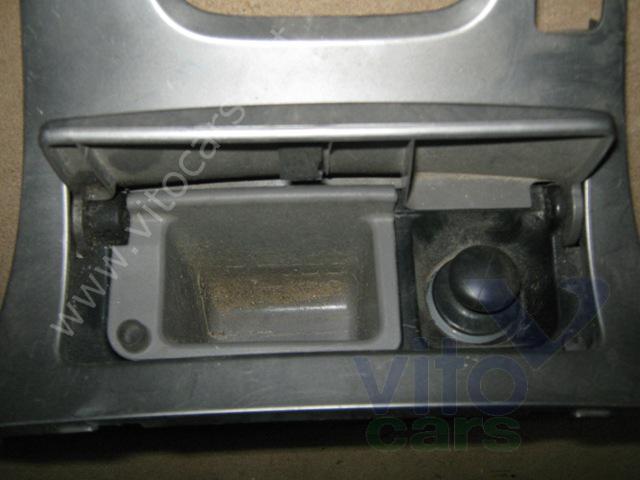 Пепельница Subaru Forester 2 (S11) (с разборки)