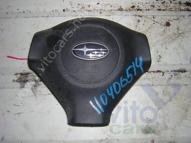 Подушка безопасности водителя (в руле) Subaru Impreza 2 (G11) (с разборки)