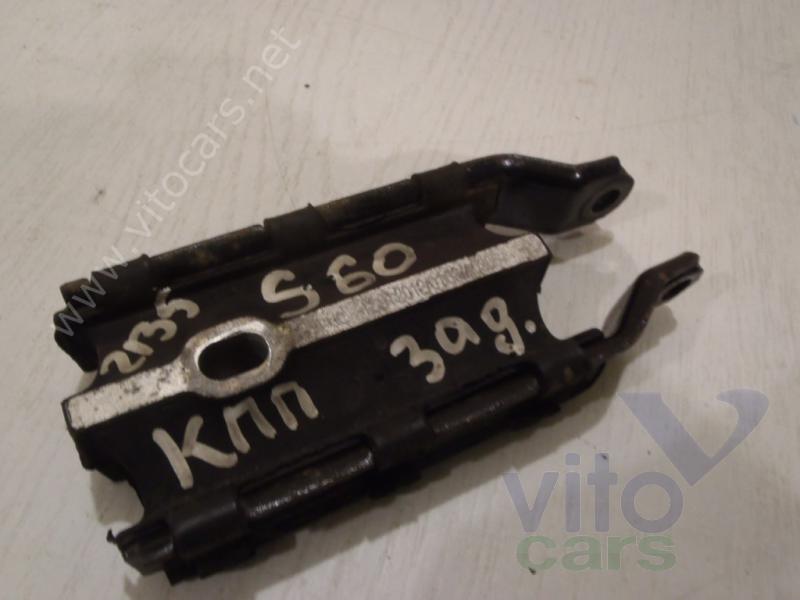 Опора КПП Volvo S60 (2) (с разборки)