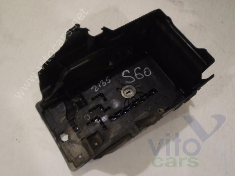 Корпус аккумулятора Volvo S60 (2) (с разборки)